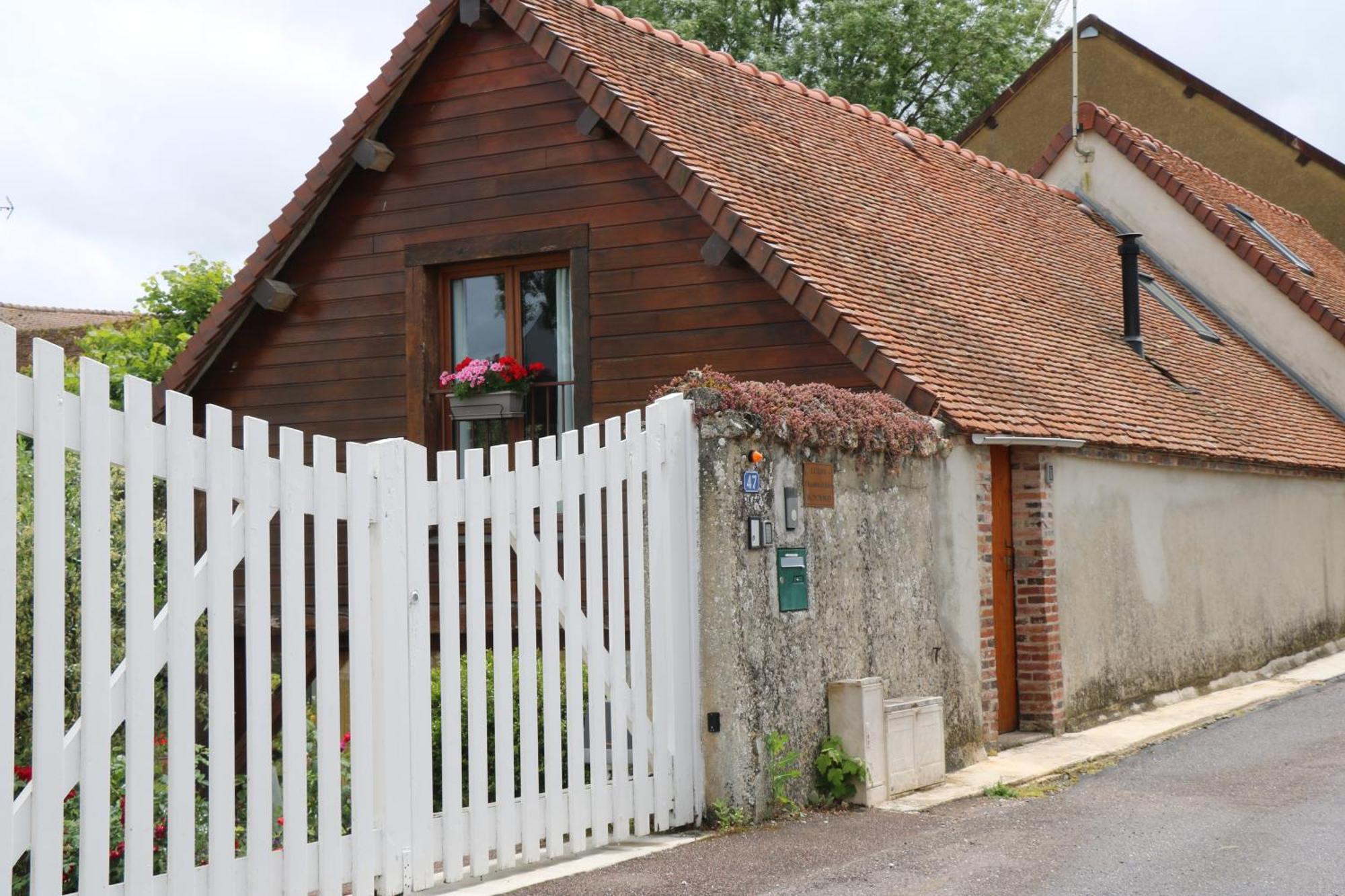 Le Cosy De Roseline Lägenhet Sézanne Exteriör bild